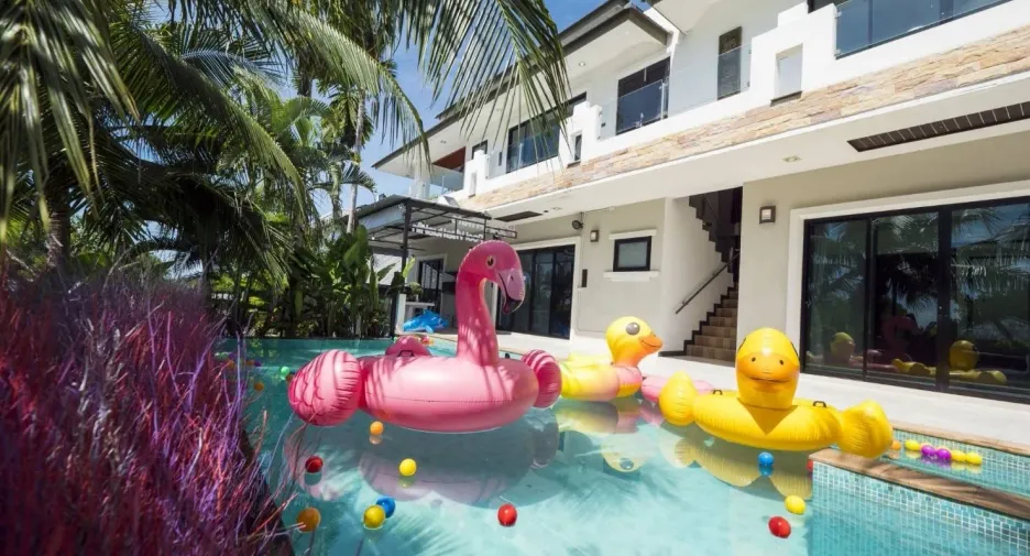 For sale and for rent 6 bedrooms villa in Hua Hin, Prachuap Khiri Khan