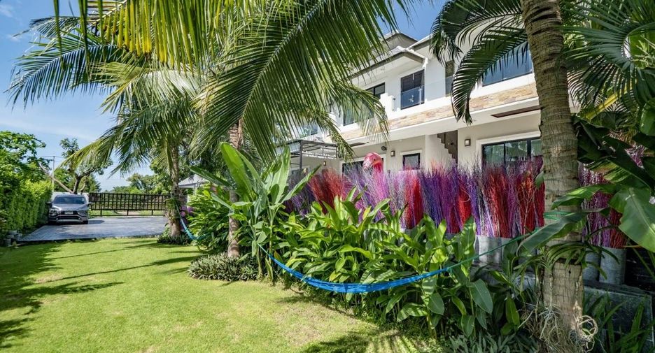 For sale and for rent 6 bedrooms villa in Hua Hin, Prachuap Khiri Khan