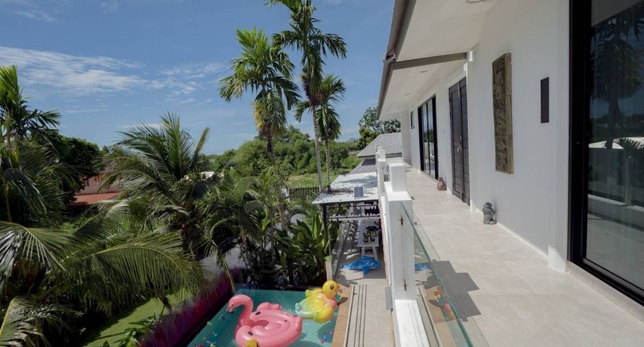 For sale and for rent 6 bedrooms villa in Hua Hin, Prachuap Khiri Khan
