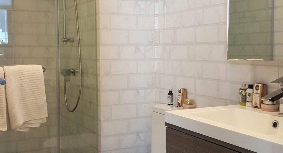 For sale 1 bed condo in Wang Thonglang, Bangkok