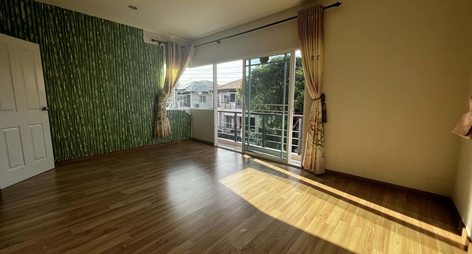 For sale 3 ベッドルーム house in Thung Khru, Bangkok