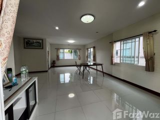 Haus zum Kauf mit 3 Zimmer in Thung Khru, Bangkok
