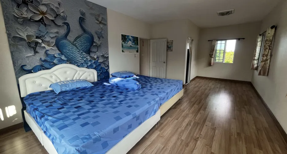 For sale 3 bedrooms house in Thung Khru, Bangkok