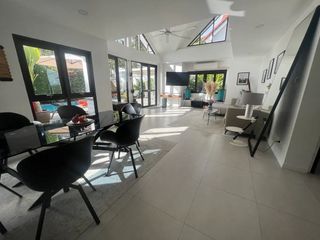 Villa zum Kauf mit 4 Zimmer in Ko Samui, Surat Thani