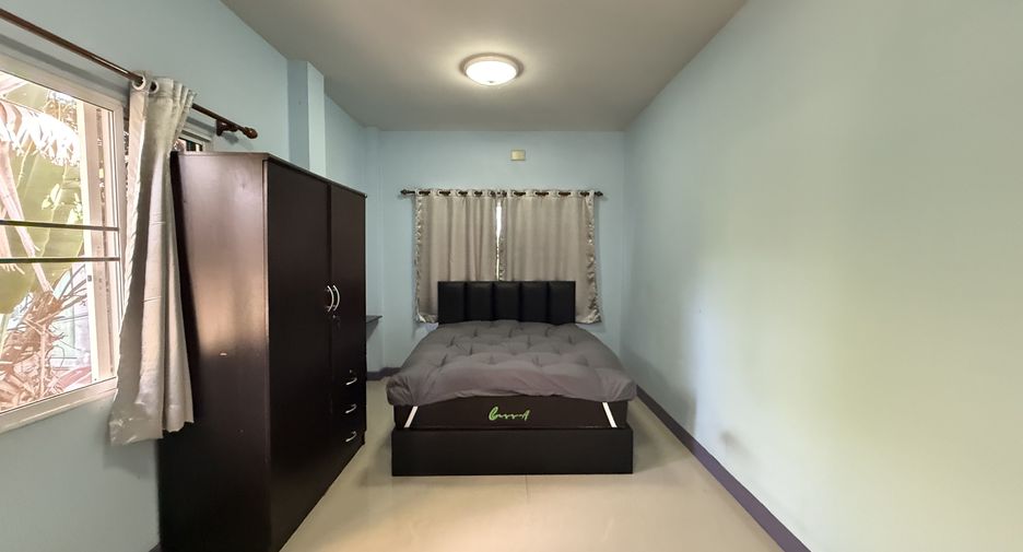 For rent 3 bedrooms house in Mueang Chiang Mai, Chiang Mai
