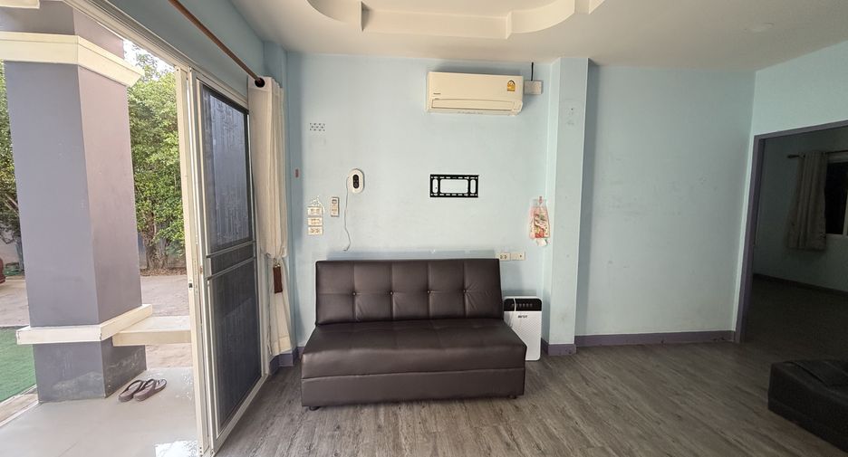 For rent 3 bedrooms house in Mueang Chiang Mai, Chiang Mai