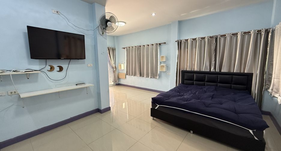 For rent 3 bedrooms house in Mueang Chiang Mai, Chiang Mai