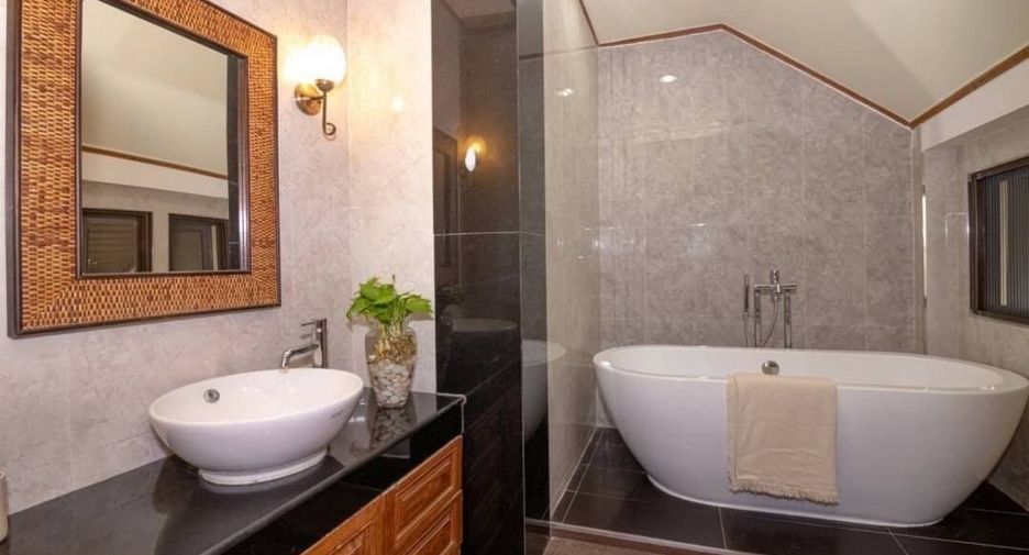 Haus zum Kauf und zur Miete mit 5 Zimmer in Bang Lamung, Chonburi