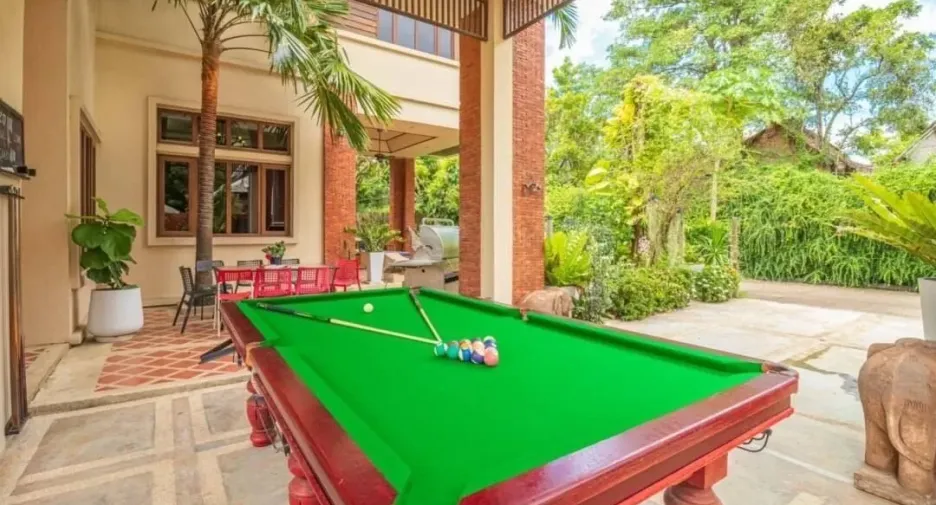 Casa en venta y en alquiler de 5 habitaciones en Bang Lamung, Chonburi