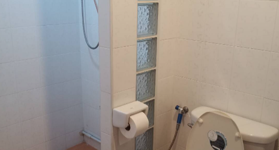 For rent 4 bedrooms house in Mueang Chiang Mai, Chiang Mai