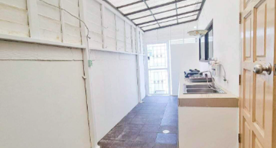 For rent 3 bedrooms house in Mueang Chiang Mai, Chiang Mai
