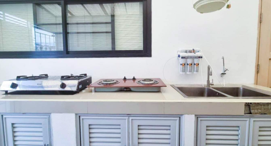For rent 3 bedrooms house in Mueang Chiang Mai, Chiang Mai