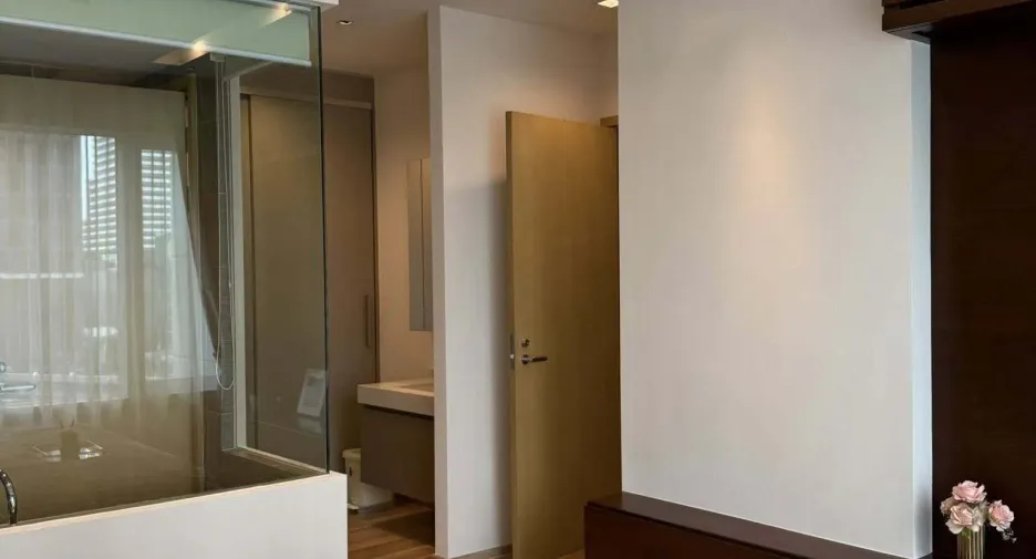 For sale and for rent 2 bedrooms condo in Khlong Toei, Bangkok