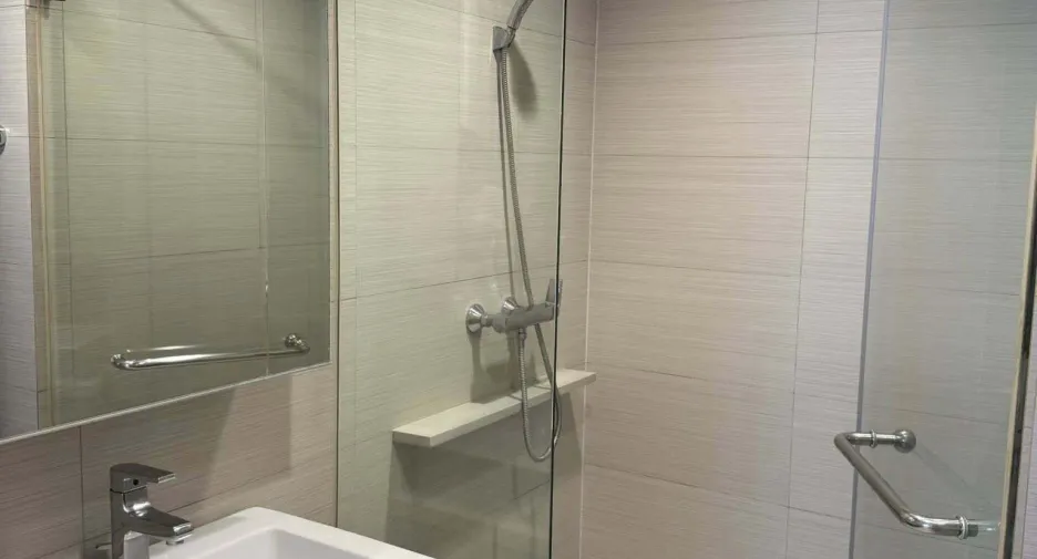 For sale and for rent 2 bedrooms condo in Khlong Toei, Bangkok