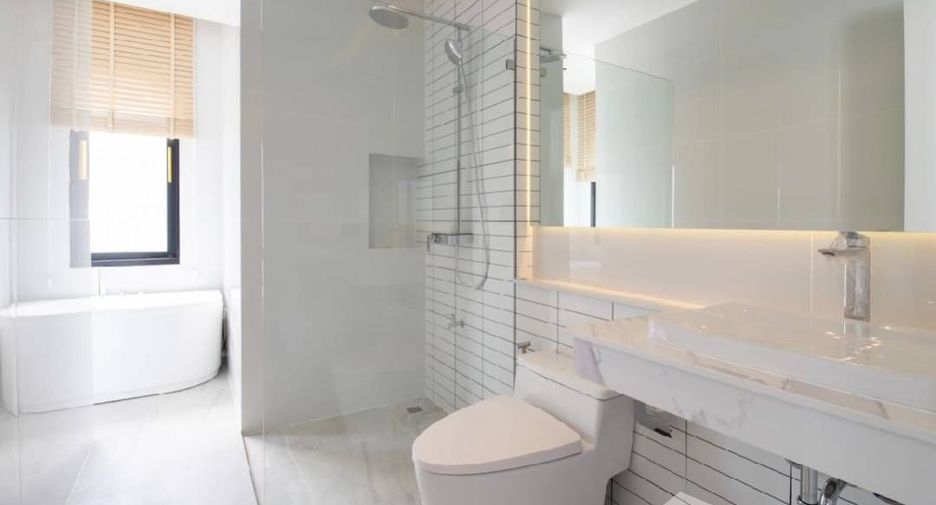 Haus zum Kauf mit 4 Zimmer in Mueang Chiang Mai, Chiang Mai