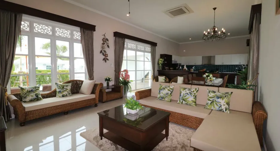 For rent 3 bedrooms villa in Hua Hin, Prachuap Khiri Khan