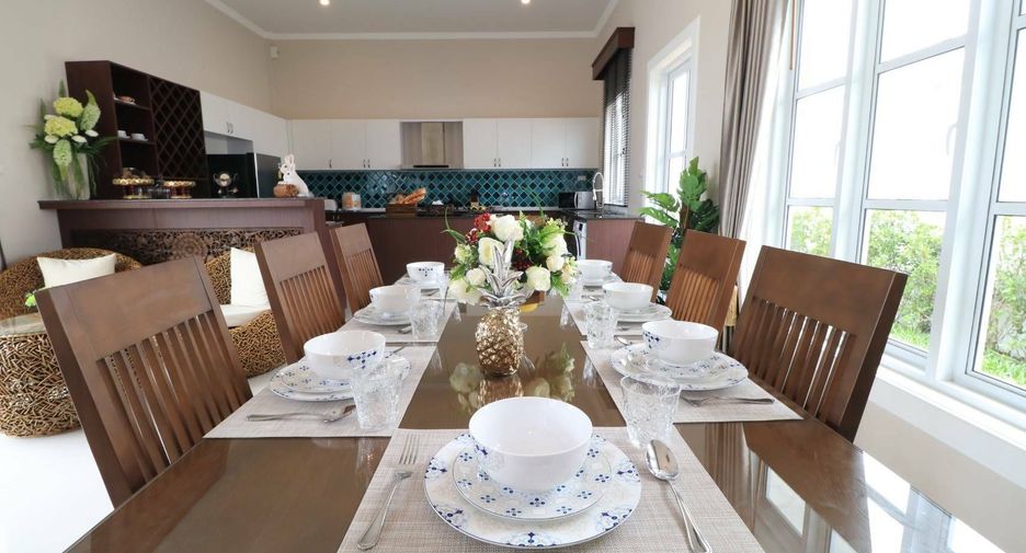 For rent 3 bedrooms villa in Hua Hin, Prachuap Khiri Khan