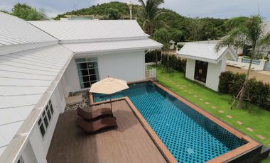 For rent 3 bedrooms villa in Hua Hin, Prachuap Khiri Khan