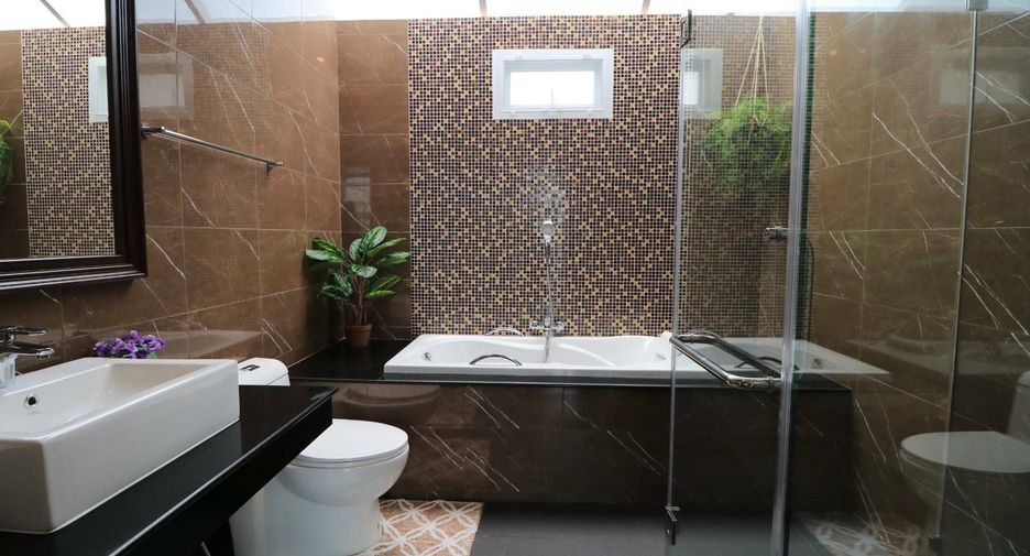 For rent 3 bedrooms villa in Hua Hin, Prachuap Khiri Khan
