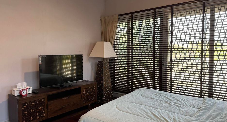 For rent 4 bedrooms house in Mueang Chiang Mai, Chiang Mai