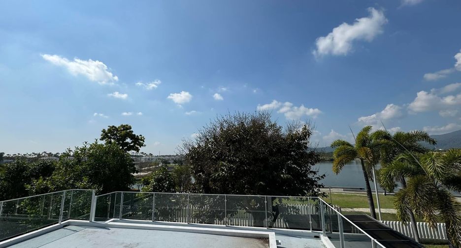 For rent 4 bedrooms house in Mueang Chiang Mai, Chiang Mai