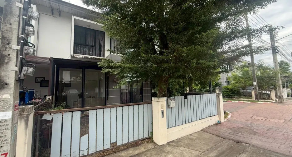 For sale 3 bedrooms house in Bang Khen, Bangkok