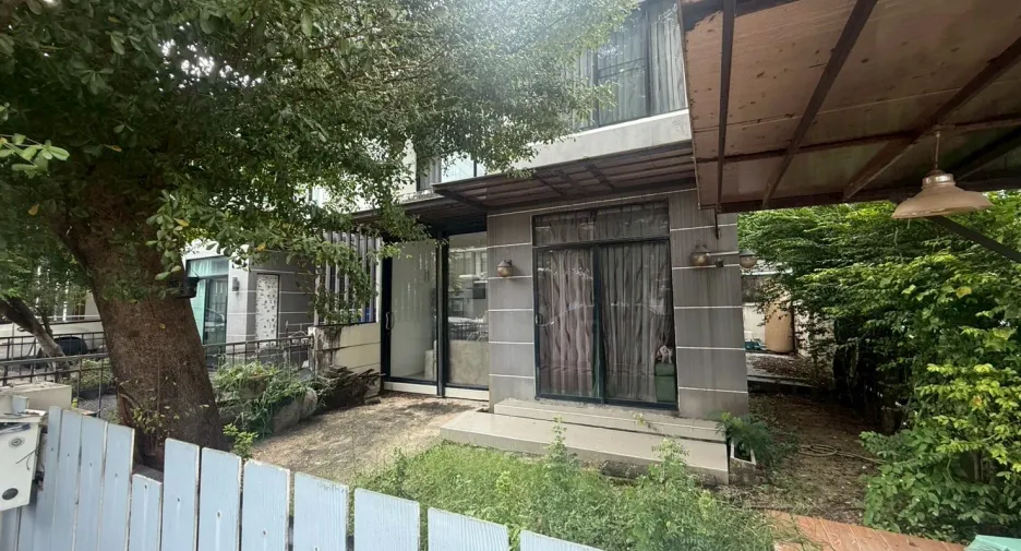 For sale 3 bedrooms house in Bang Khen, Bangkok
