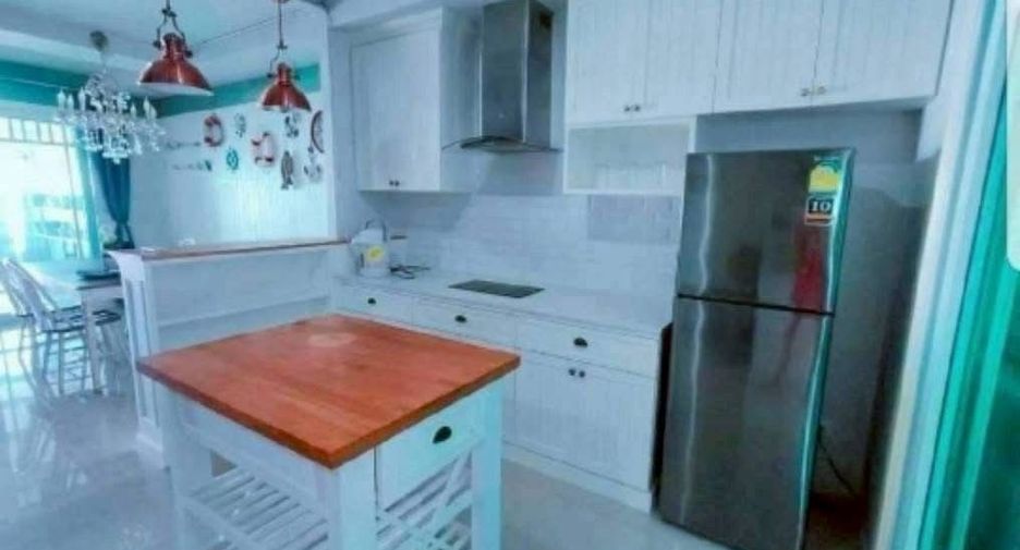 For rent 3 ベッドルーム townhouse in Bang Lamung, Chonburi