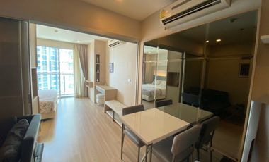 À vendre 1 chambre condo à Khlong Toei, Bangkok