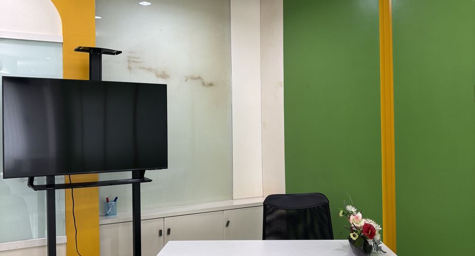 For rent office in Mueang Chiang Mai, Chiang Mai