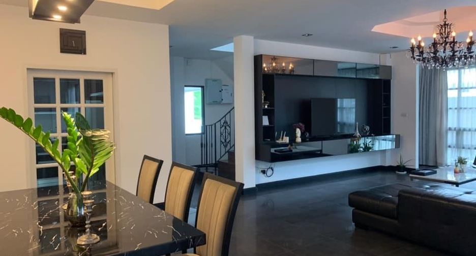 For sale 5 bedrooms house in Doi Saket, Chiang Mai