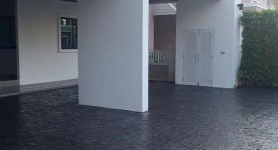 For sale 5 bedrooms house in Doi Saket, Chiang Mai
