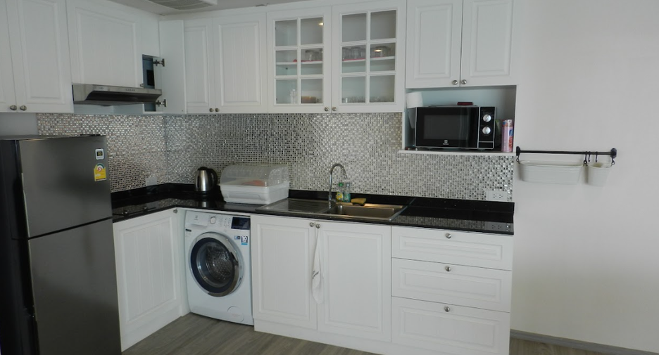 For rent 2 bedrooms condo in Bang Lamung, Chonburi