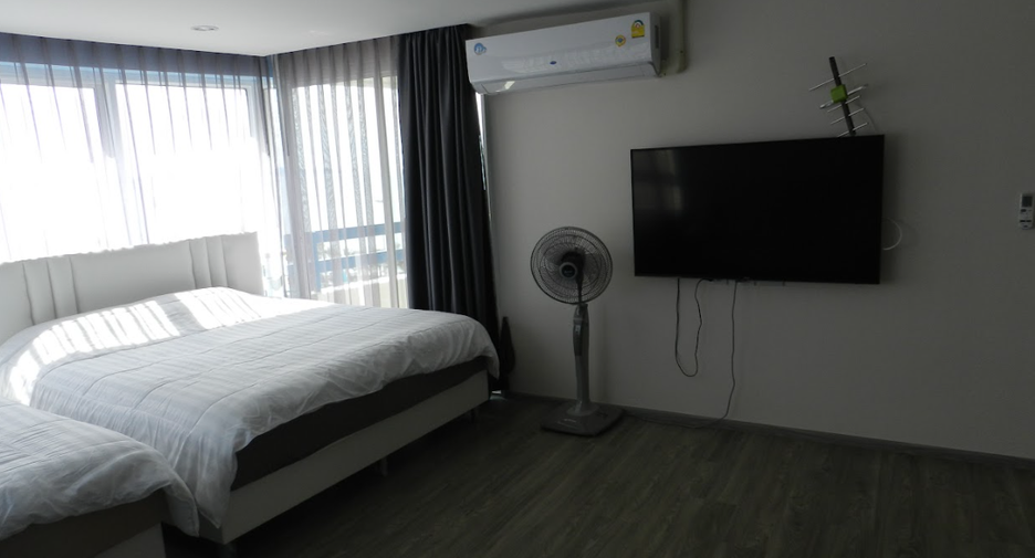 For rent 2 bedrooms condo in Bang Lamung, Chonburi