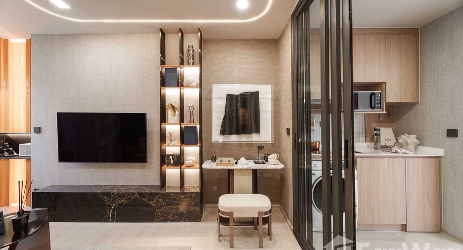 For sale 1 bed condo in Khlong San, Bangkok