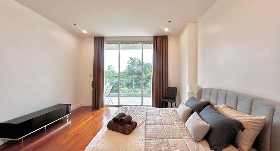 For rent 2 bedrooms condo in Bang Lamung, Chonburi