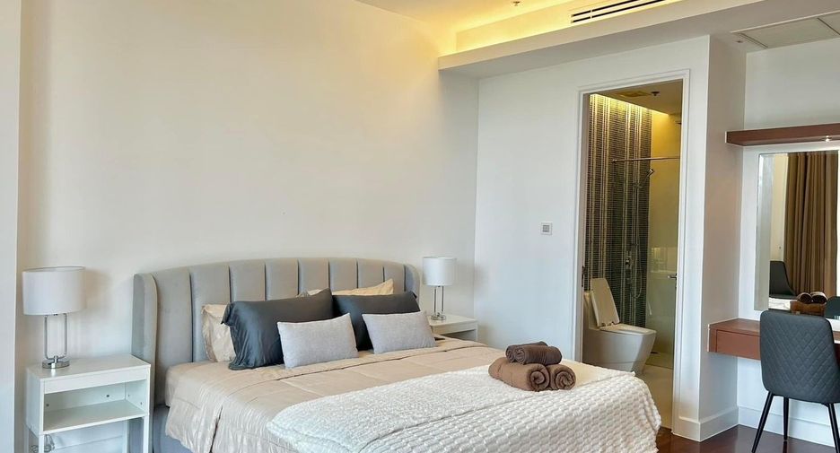 For rent 2 bedrooms condo in Bang Lamung, Chonburi