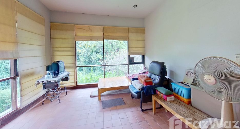 For sale 5 bedrooms house in Mueang Chiang Mai, Chiang Mai