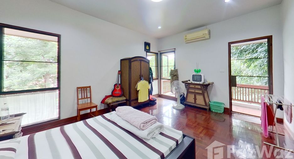 For sale 5 bedrooms house in Mueang Chiang Mai, Chiang Mai