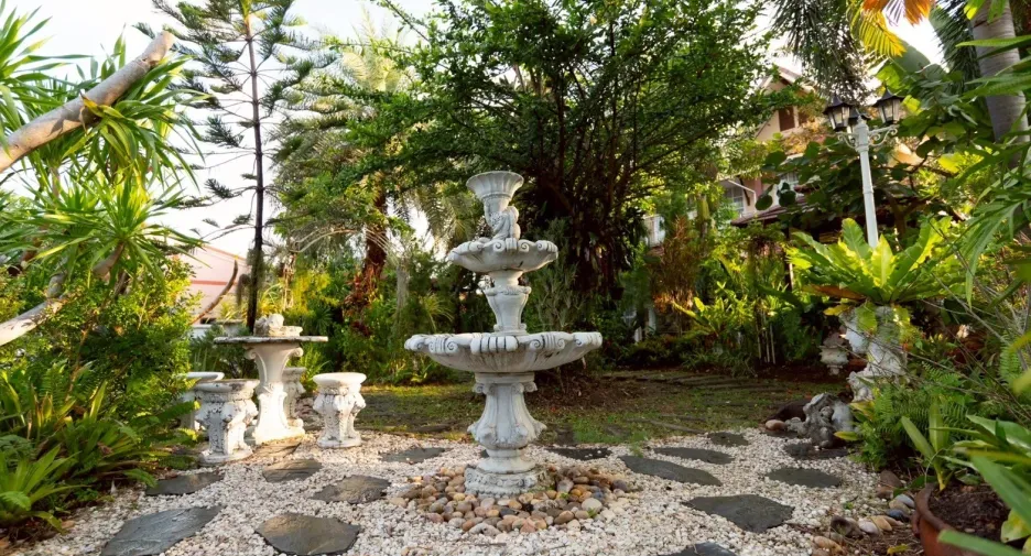 For sale 4 bedrooms villa in Mueang Buriram, Buriram