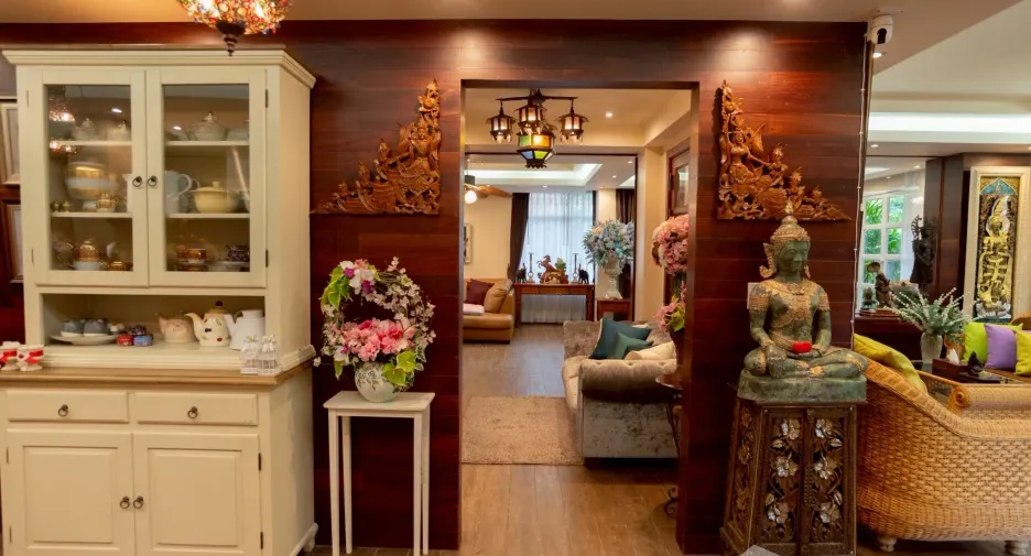 For sale 4 bedrooms villa in Mueang Buriram, Buriram