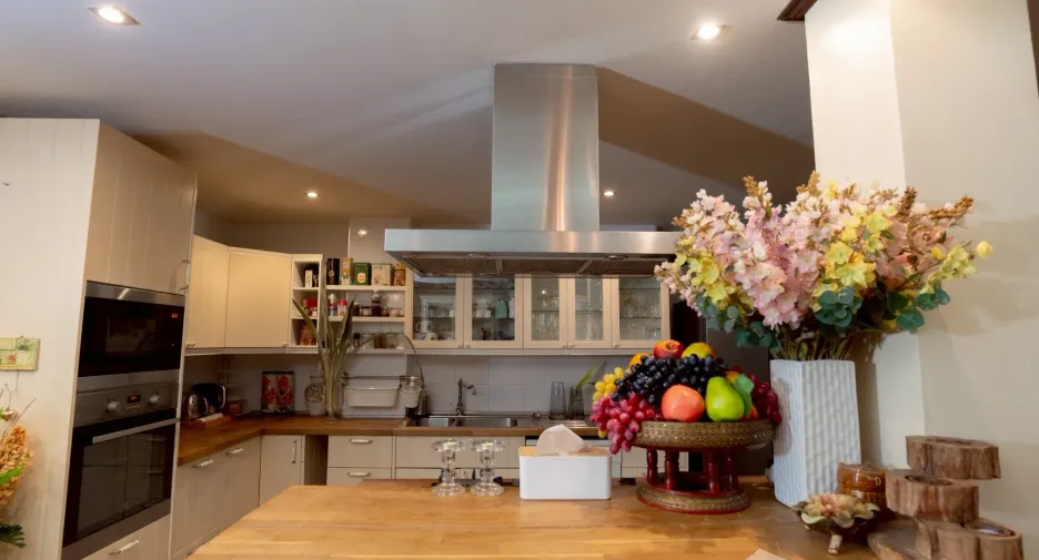 For sale 4 bedrooms villa in Mueang Buriram, Buriram