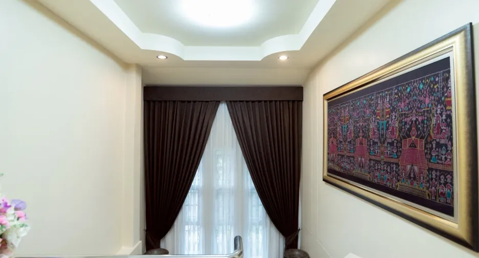 For sale 4 bedrooms villa in Mueang Buriram, Buriram