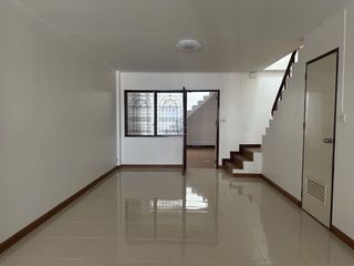 出售 2 卧室 联排别墅 在 Bang Lamung, Chon Buri