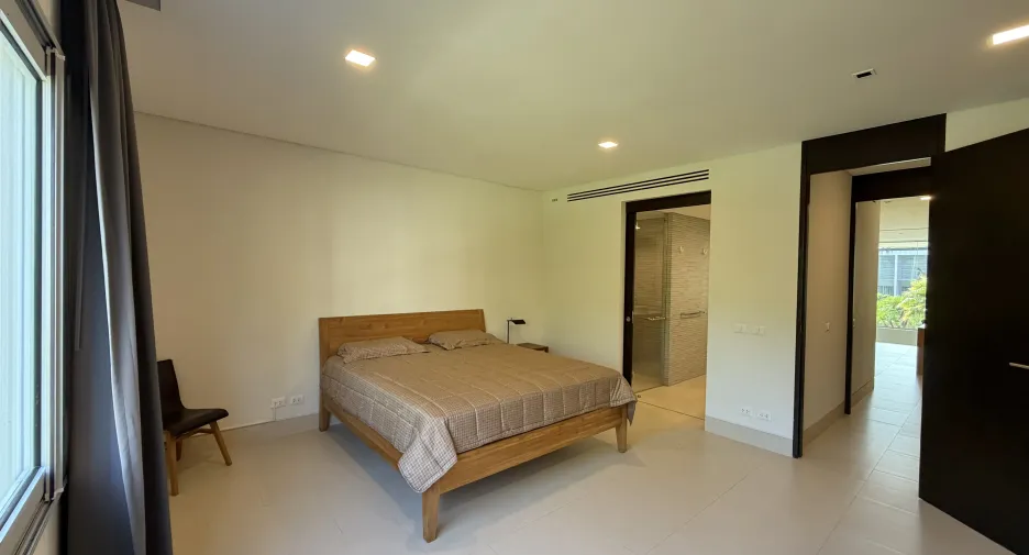 For sale 2 bedrooms condo in Thalang, Phuket