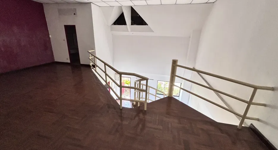Продажа и аренда 2 спальни кондо в Пхра Кханонг, Бангкок