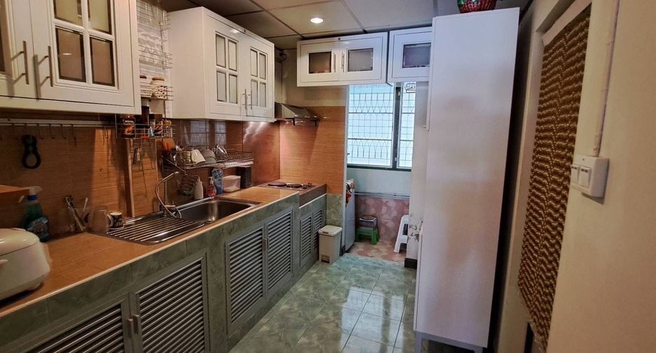 Casa adosada en venta y en alquiler de 2 habitaciones en Cha Am, Phetchaburi
