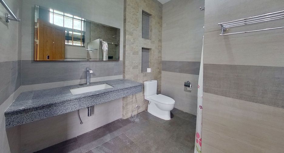 For sale 4 bedrooms villa in Doi Saket, Chiang Mai