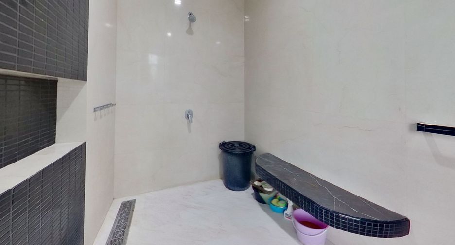 For sale 4 bedrooms villa in Doi Saket, Chiang Mai