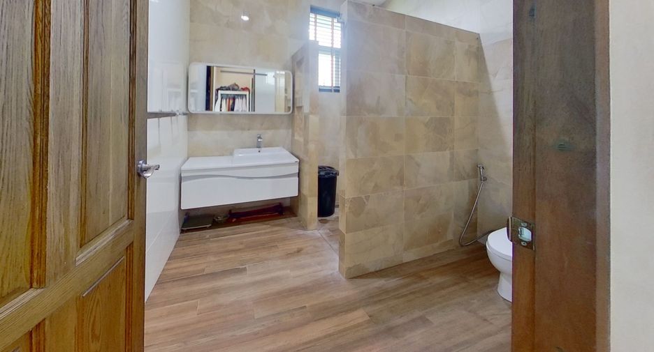 For sale 4 bedrooms villa in Doi Saket, Chiang Mai
